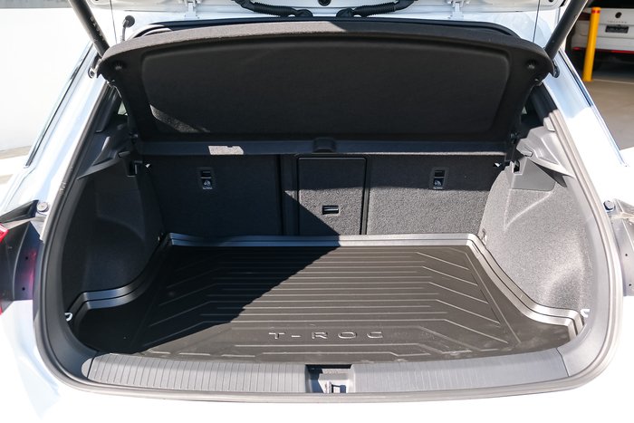 2025 Volkswagen T-Roc 140TSI R-Line