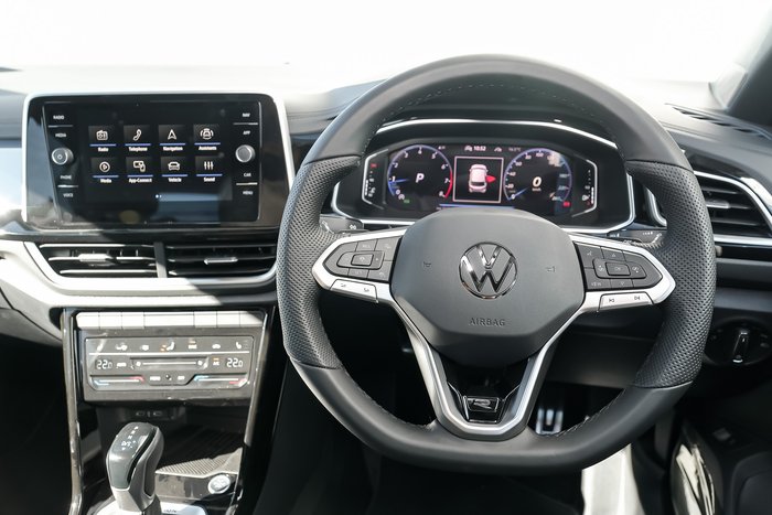 2025 Volkswagen T-Roc 140TSI R-Line