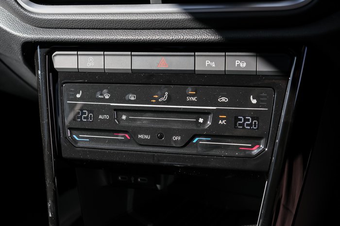 2025 Volkswagen T-Roc 140TSI R-Line