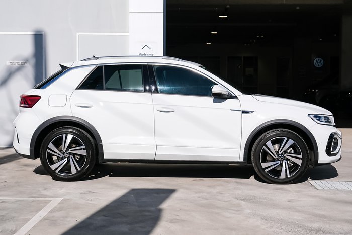 2025 Volkswagen T-Roc 140TSI R-Line
