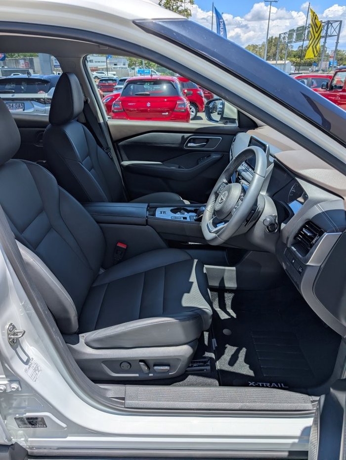 2024 Nissan X-TRAIL ST-L