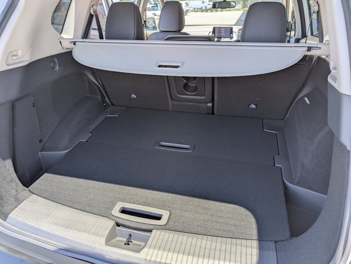 2024 Nissan X-TRAIL ST-L