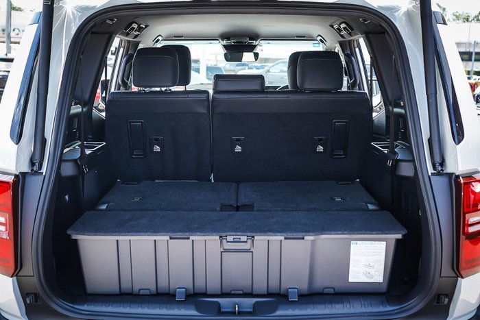 2025 Toyota PRADO GXL