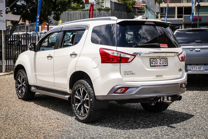 2020 ISUZU MU-X LS-T (4x4)