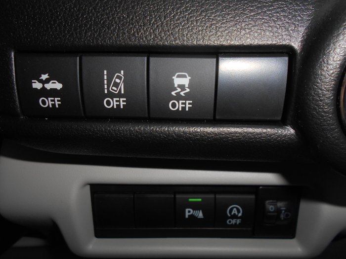 2025 Suzuki Swift Hybrid Plus