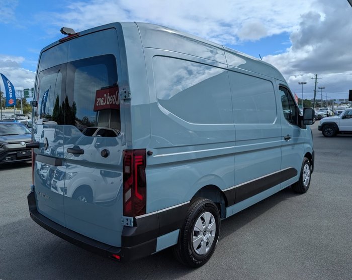 2026 RENAULT MASTER MWB