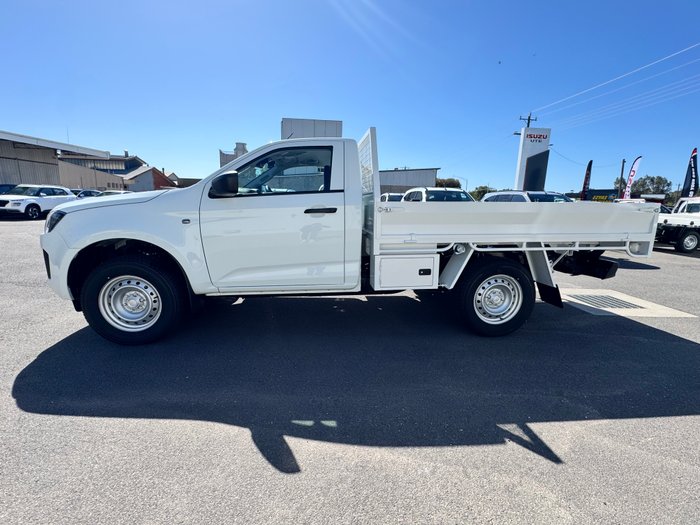 2026 ISUZU D-MAX SX
