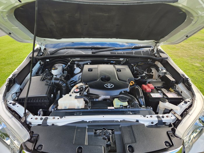 2019 Toyota Hilux SR