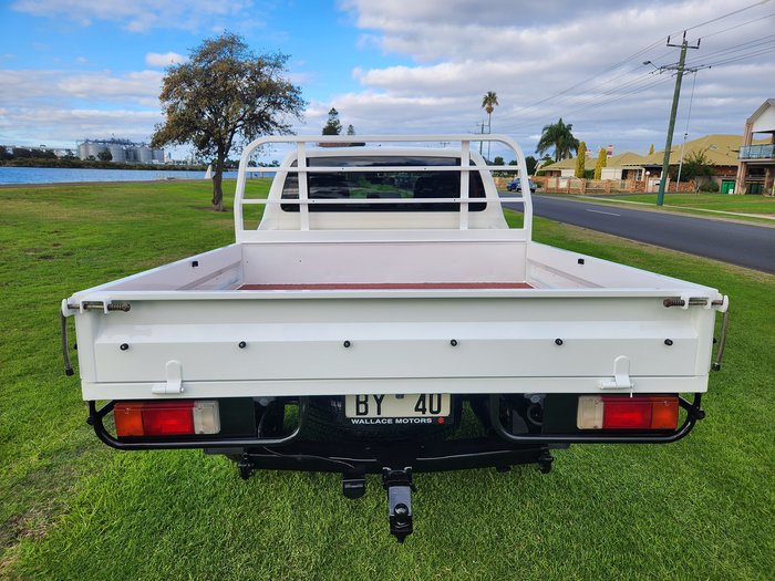 2019 Toyota Hilux SR