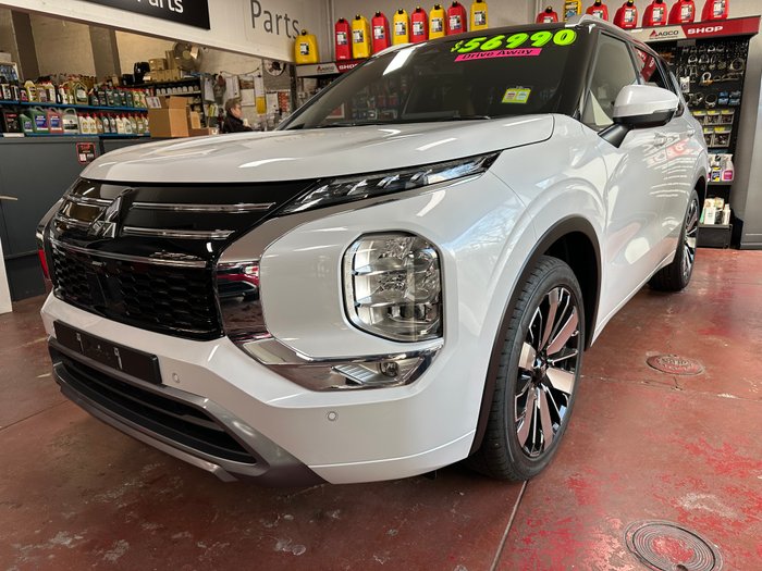 2025 Mitsubishi Outlander Exceed Tourer