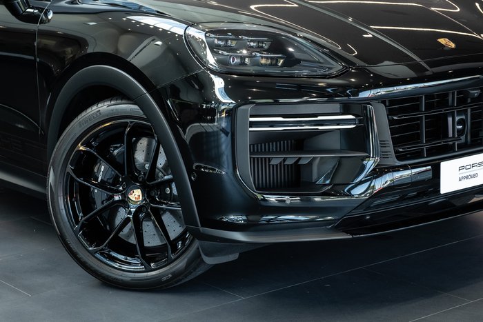 2024 Porsche Cayenne Turbo GT