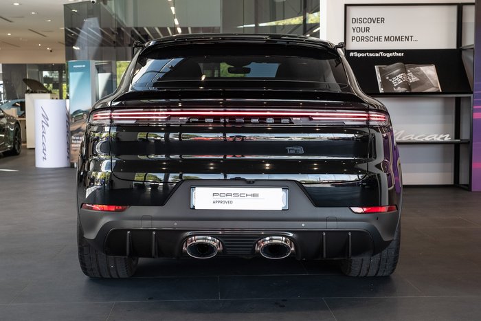 2024 Porsche Cayenne Turbo GT