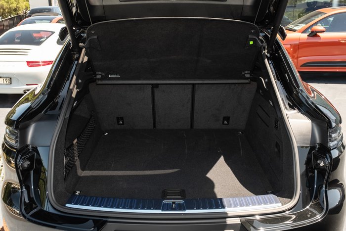 2024 Porsche Cayenne Turbo GT