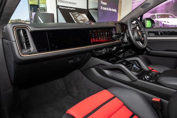 2024 Porsche Cayenne Turbo GT