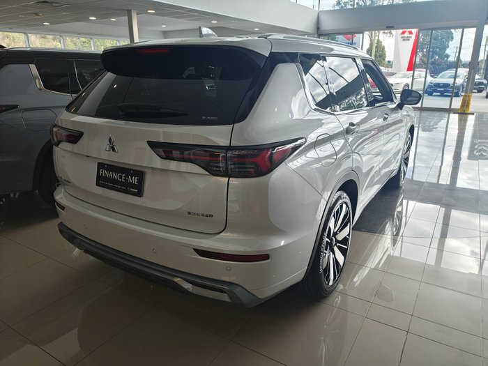 2025 MITSUBISHI Outlander EXCEED