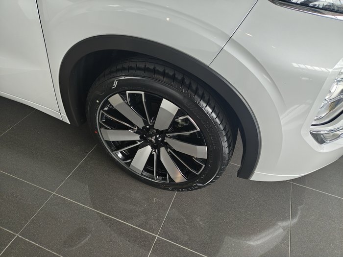 2025 MITSUBISHI Outlander EXCEED
