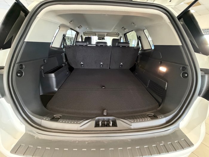 2026 Ford Everest Active