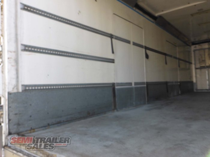 2003 FTE 14 Pallet Refrigerated Pantech