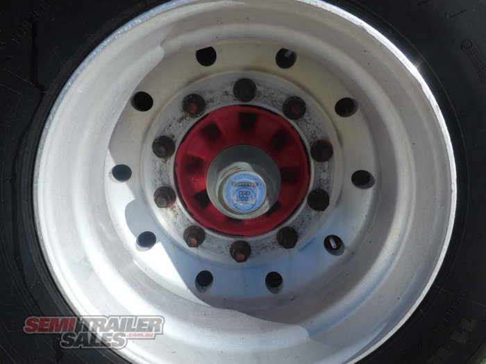 2003 FTE 14 Pallet Refrigerated Pantech