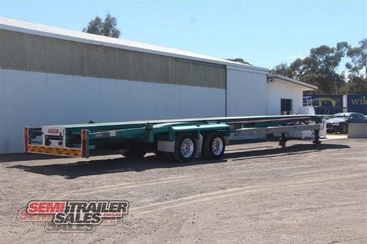 2004 Barker Semi 53FT Bogie Axle Skel