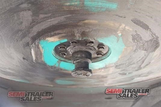 2004 Barker Semi 53FT Bogie Axle Skel