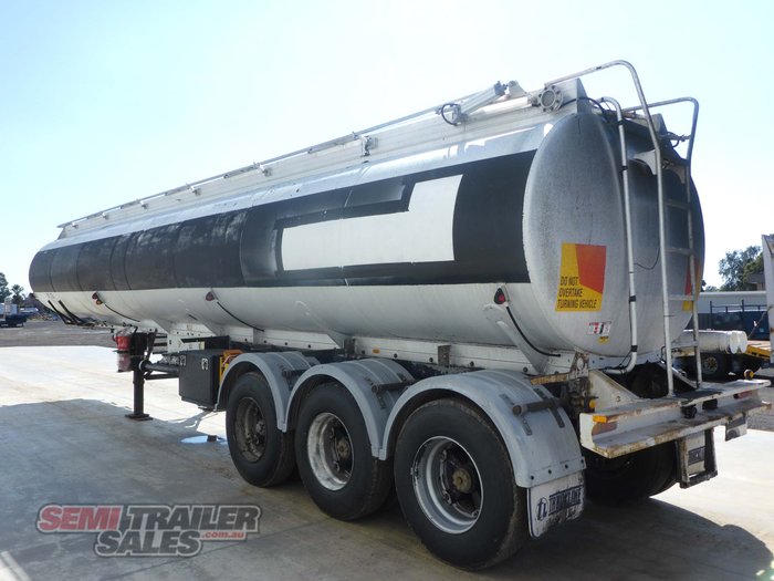 1977 Hockney 36,000L Tanker