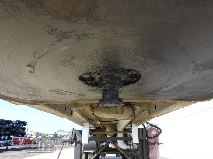 1977 Hockney 36,000L Tanker