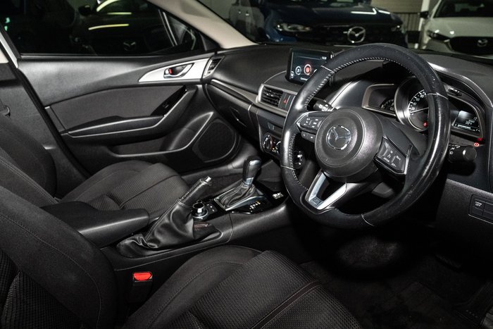 2017 Mazda 3 Maxx