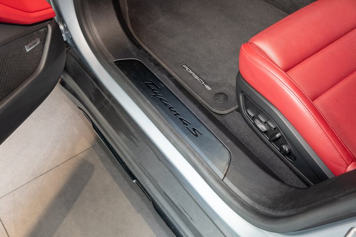 2023 Porsche Taycan 4S