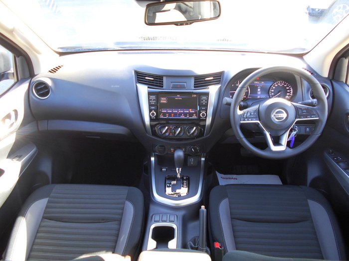2025 Nissan Navara ST