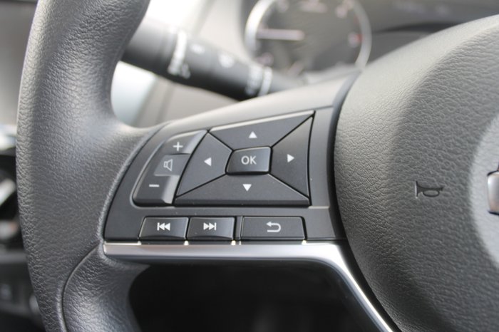 2024 Nissan Navara SL