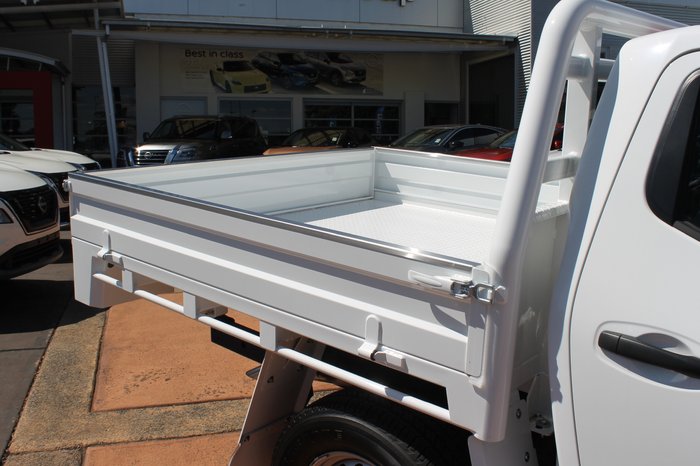 2024 Nissan Navara SL