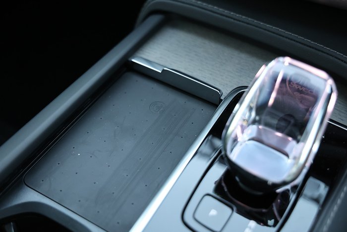 2024 Volvo XC90 Ultra T8 Plug-In Hybrid