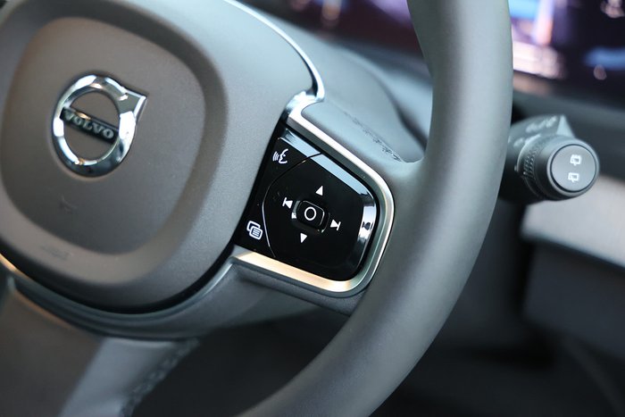 2024 Volvo XC90 Ultra T8 Plug-In Hybrid