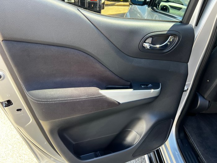 2020 NISSAN NAVARA ST-X (4x4)