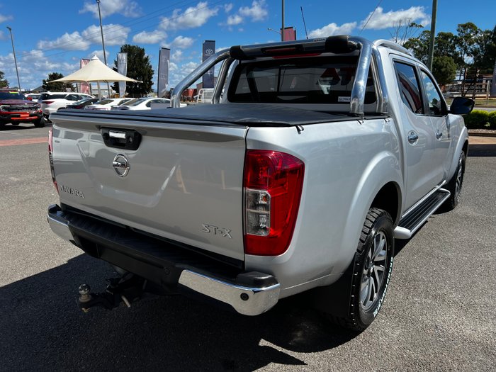 2020 NISSAN NAVARA ST-X (4x4)