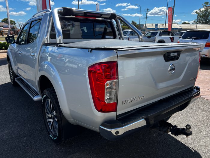2020 NISSAN NAVARA ST-X (4x4)