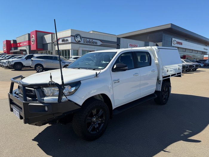 2022 Toyota Hilux SR