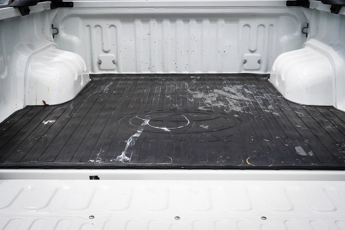 2024 Toyota HILUX SR5