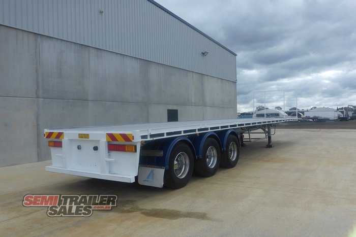 2001 Maxitrans 22 Pallet Flat Top