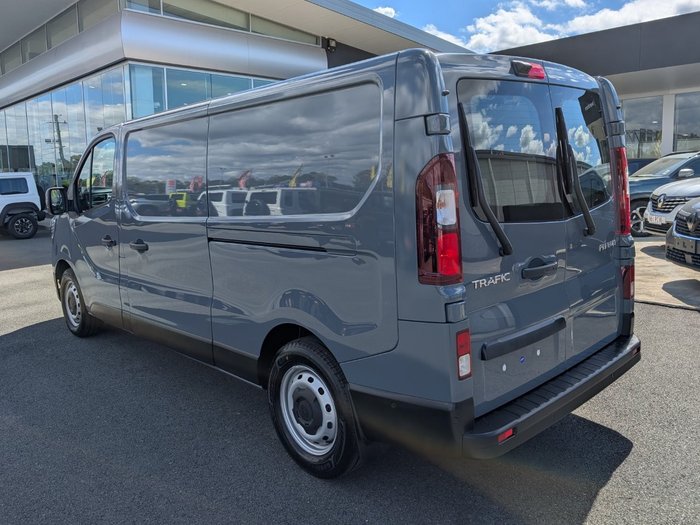 2025 RENAULT TRAFIC LWB