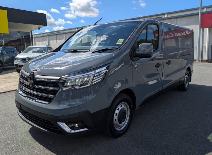 2025 RENAULT TRAFIC LWB