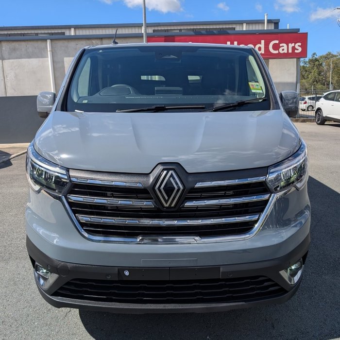 2025 RENAULT TRAFIC LWB