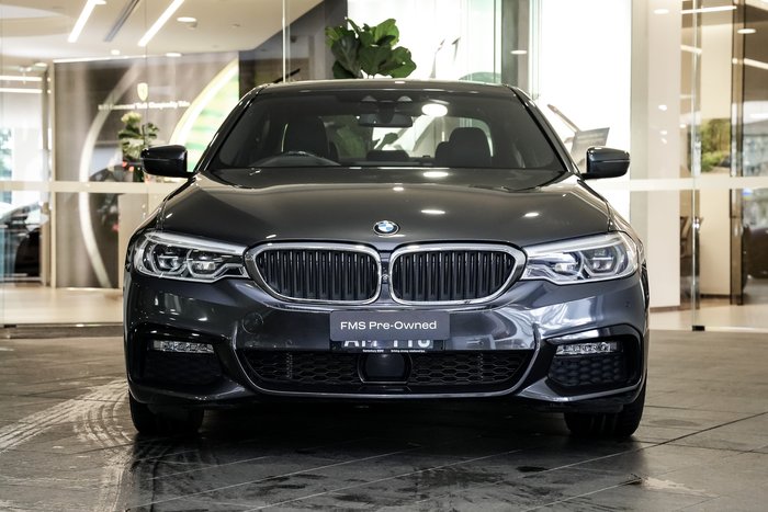 2017 BMW 5 Series 530i M Sport