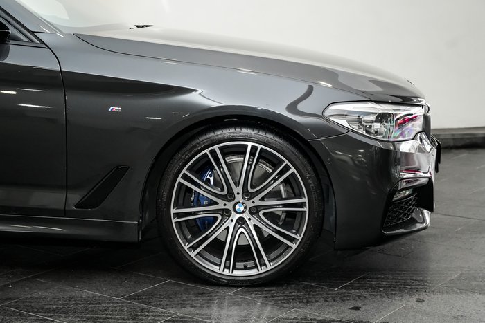 2017 BMW 5 Series 530i M Sport