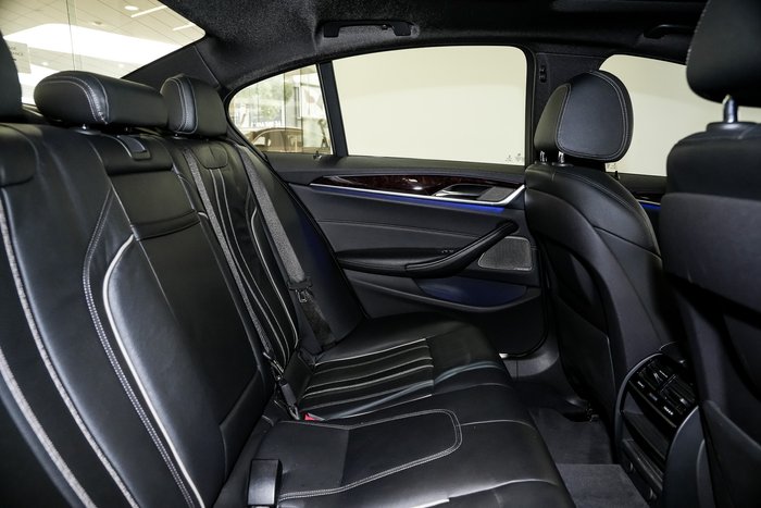 2017 BMW 5 Series 530i M Sport
