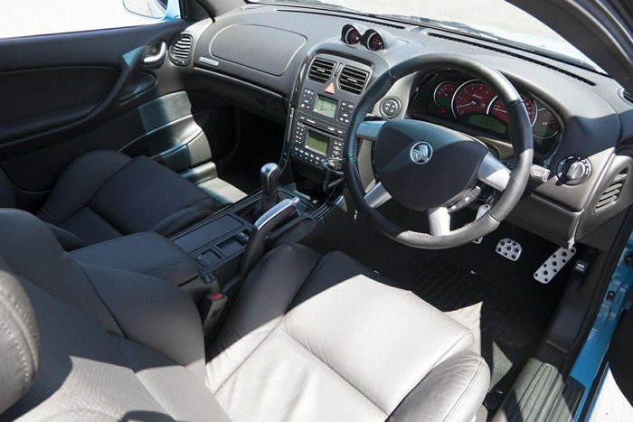 2005 Holden Monaro CV8