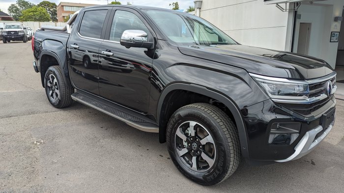 2024 VOLKSWAGEN AMAROK STYLE