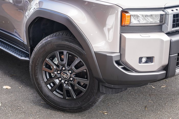 2025 Toyota PRADO GXL