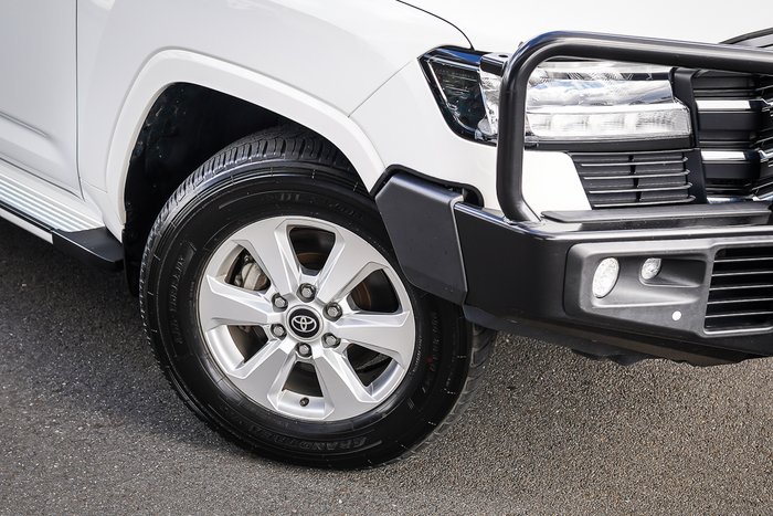 2024 Toyota LANDCRUISER GXL
